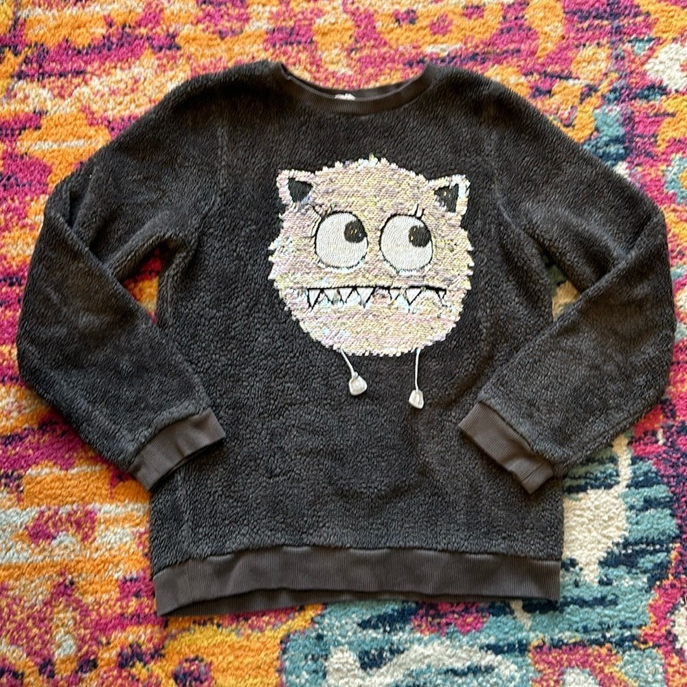 Live listing—Kids Show. Like this to be notified!